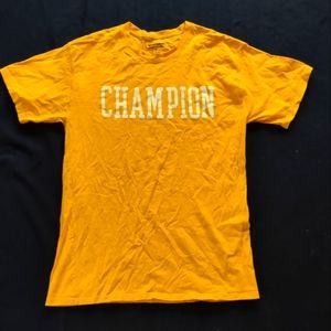 Champion graphic t-shirt unisex